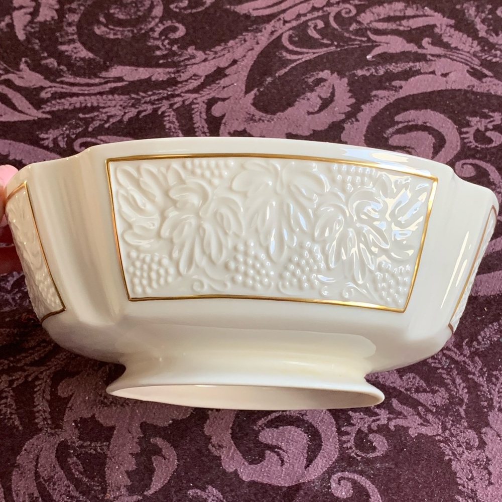 Lenox serving bowl